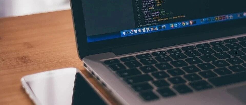 Girlfriend’s Mad: The Page Just Vanished? I Hit the One-Click Restore Button!