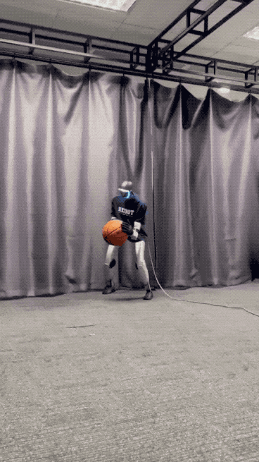 1.3m Unitree G1 Perfect Layup! HKUST Unveils World’s First Real Basketball Robot Demo