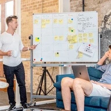 How AI Startups Can Effectively Analyze Competitors — Avoid the Feature List Trap and Redefine Your Battleground